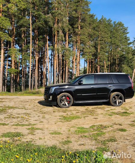 Cadillac Escalade 6.2 AT, 2019, 160 000 км