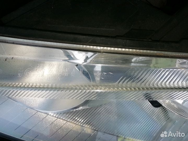 Фара правая Форд С-Мах(07-10г) 1707464