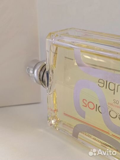 Escentric molecules 02