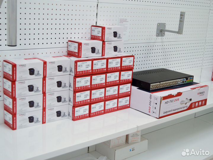 Камеры видеонаблюдения HiWatch 2Mpx + регистратор