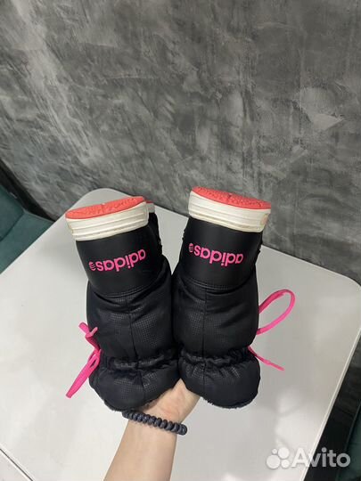 Дутики adidas Neo