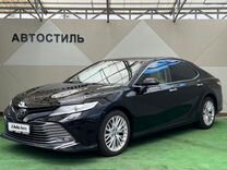 Toyota Camry 2.5 AT, 2018, 107 880 км, с пробегом, цена 2 670 000 руб.