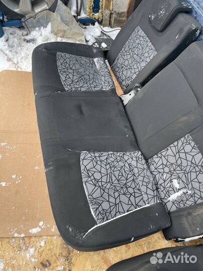 Сидение заднее,задний ряд LADA X-Ray