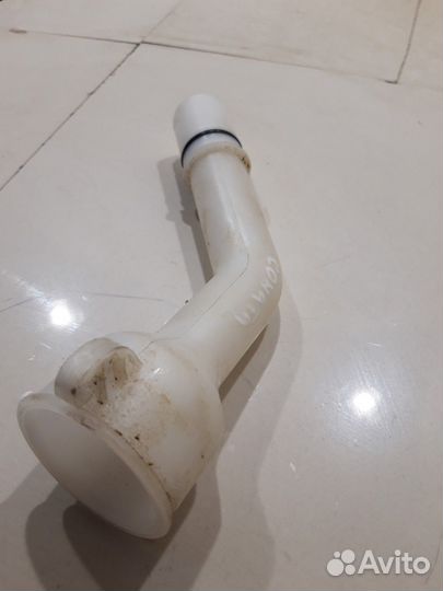 Горловина бачка омывателя (Hyundai Sonata)