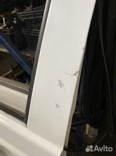 Дверь передняя Мерседес Вито 639