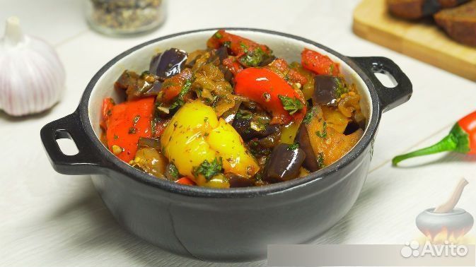 Цыпленок табака, куры гриль