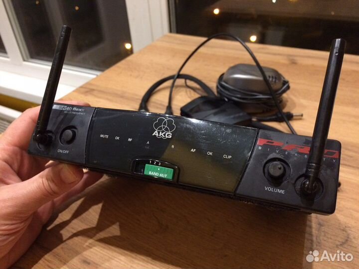 Радиосистема Akg sr40 flexx