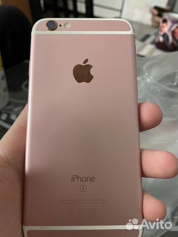 Телефон iPhone 6s