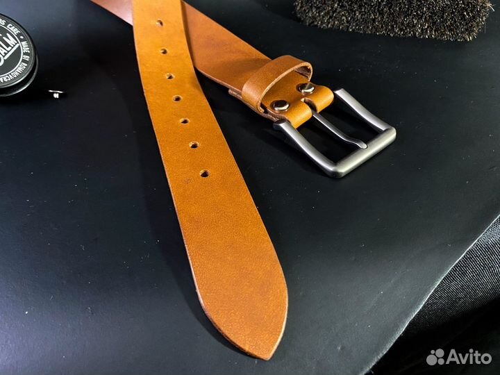 Ремень из кожи ручной работы