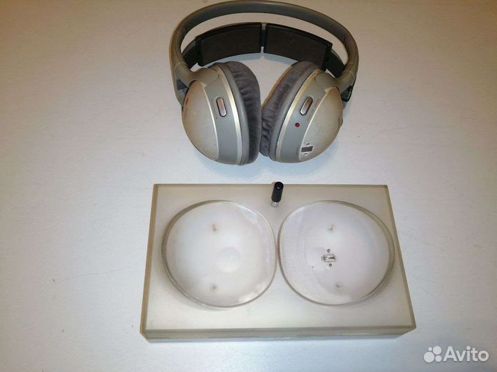 Беспроводные наушники Thomson WHP840 на запчасти