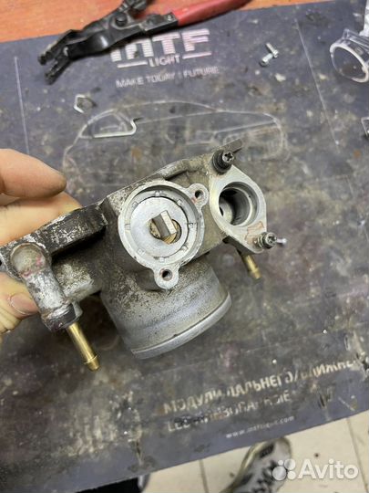 Дроссельная заслонка priora