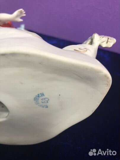 Фарфоровые статуэтки