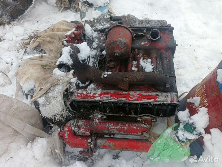 Двигатель д240