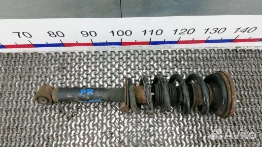 Стойка передняя правая mitsubishi pajero 4 (1DN12N