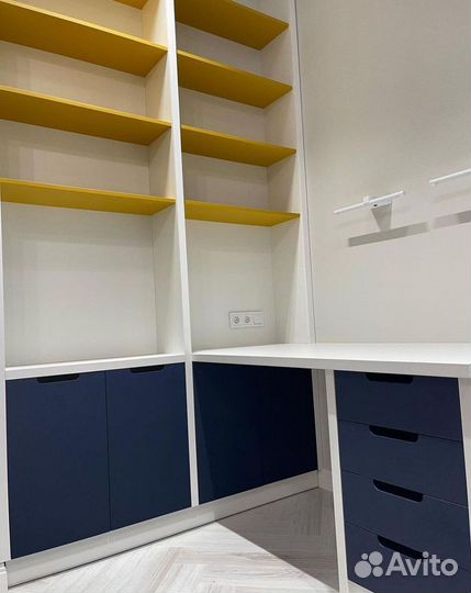 Шкаф в квартиру D 860