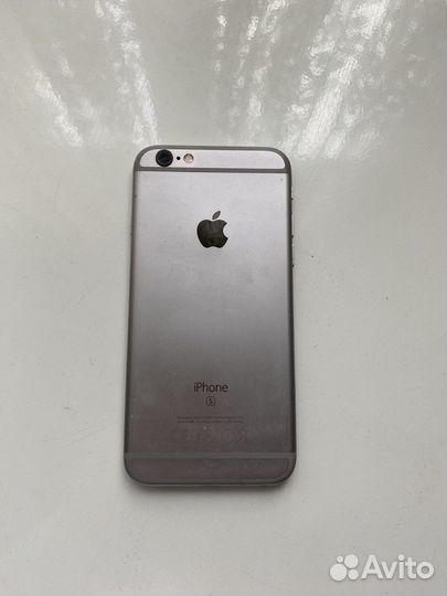 Телефон iPhone 6 s