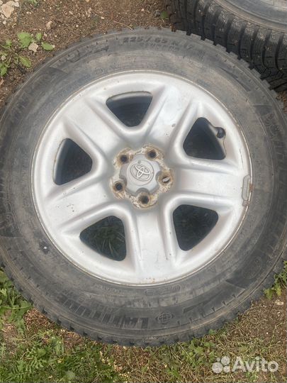 Michelin Latitude X-Ice 225/65 R17