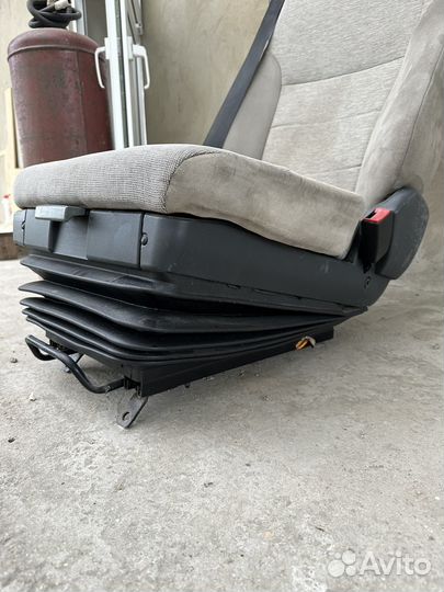 Сиденья рено премиум