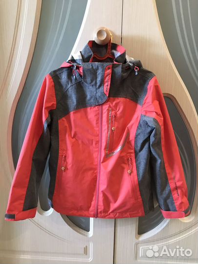 Ветровка для девочки