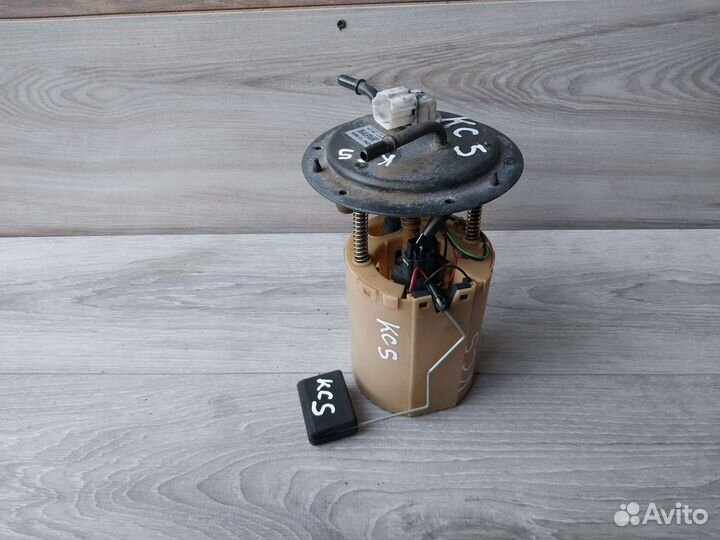 Топливный насос Kia Spectra бензонасос