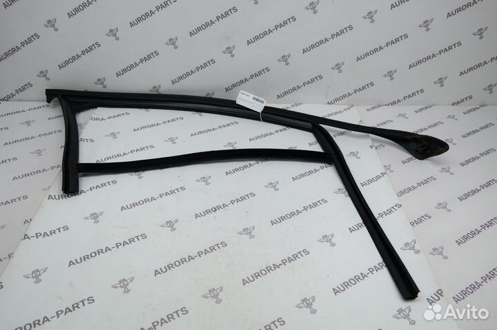 Направляющая стекла Audi A6 C7 2011-2018