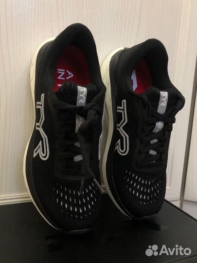 Кроссовки для бега TYR