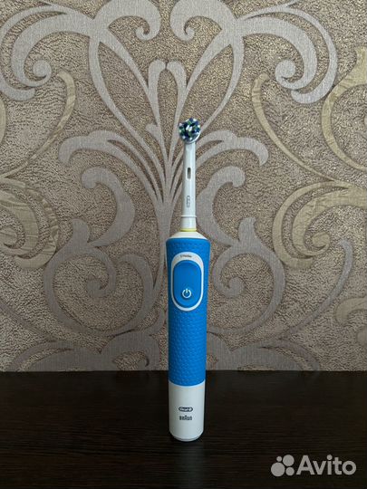 Электрическая Зубная щетка Oral-B