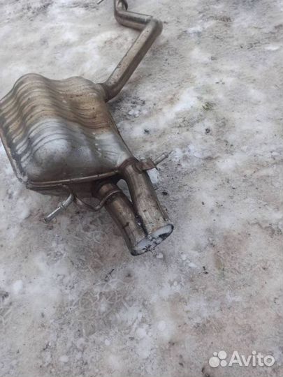 Задняя часть глушителя