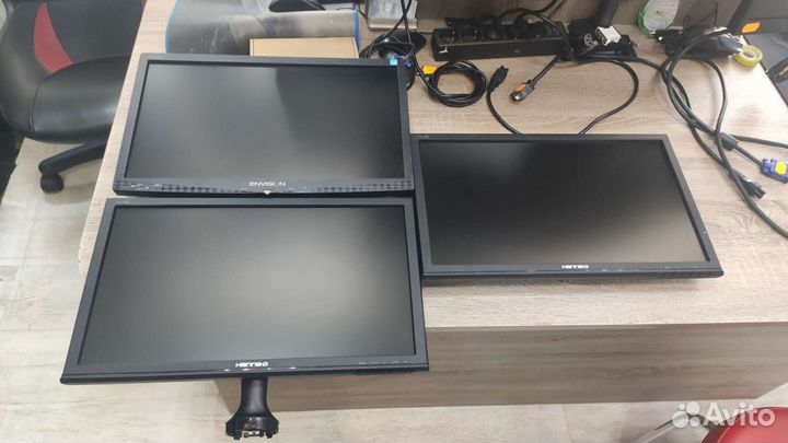 Монитор 19 без ножки для крепления на стену