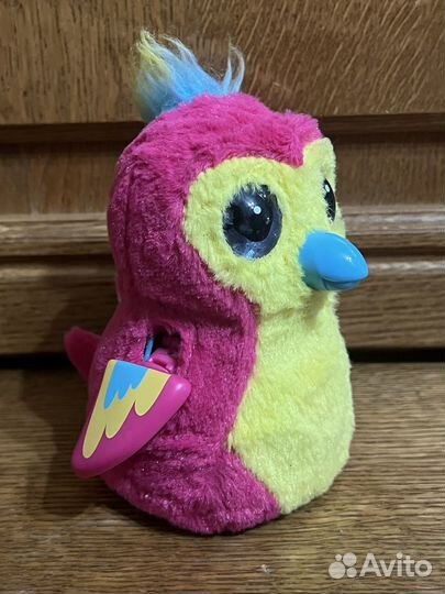 Игрушки Hatchimals и интерактивный Пингвин