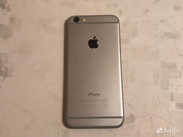 Телефон iPhone 6
