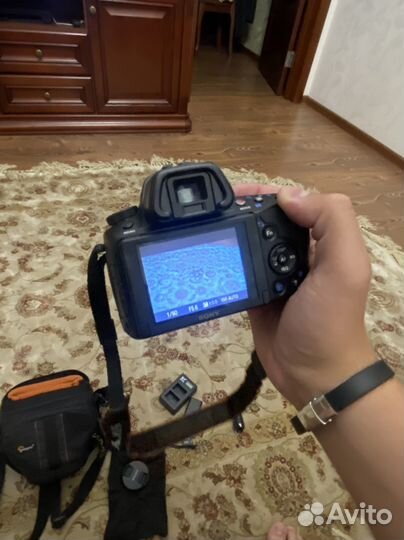 Sony alpha SLT a37