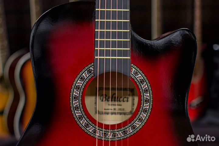 Акустическая гитара Belucci красная с черным
