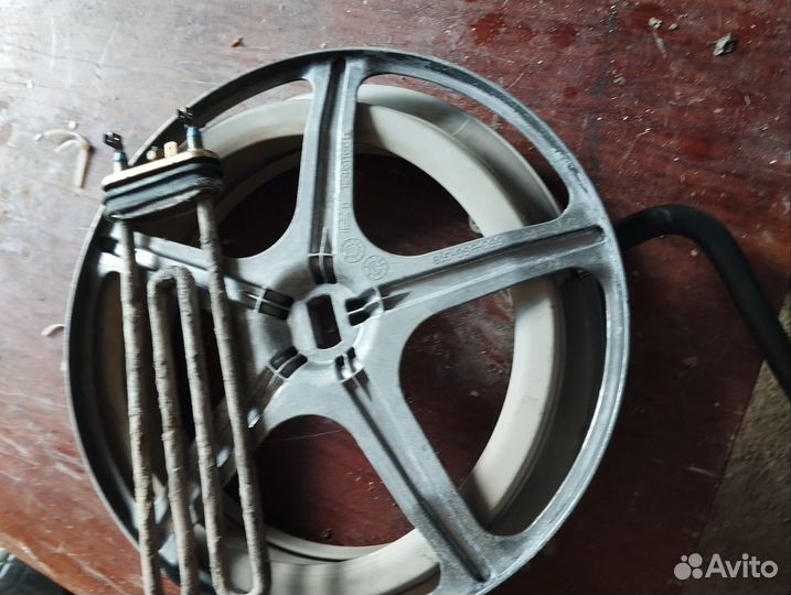 Стиральная машина на запчасти zanussi