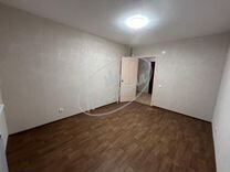 2-к. квартира, 52 м², 2/10 эт.