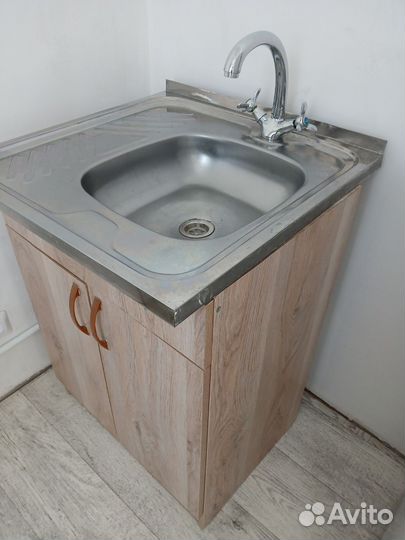 Раковина с тумбой для кухни бу