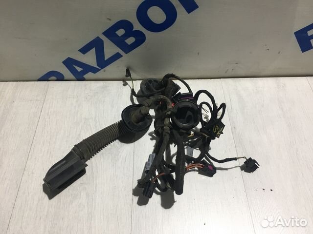 Проводка задней двери audi A4 b8