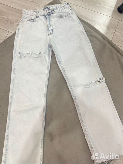Джинсы женские