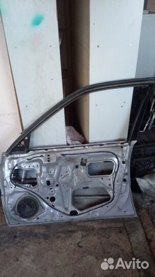 Дверь передняя правая для Toyota Corolla AE111