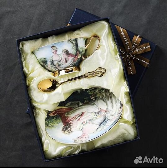 Винтажные чайные пары из костяного фарфора