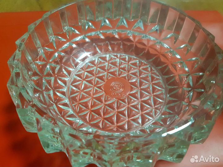Хрустальная конфетница , пепельница