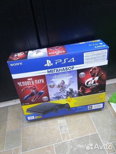Игровая приставка Sony PlayStation 4 Slim 1TB