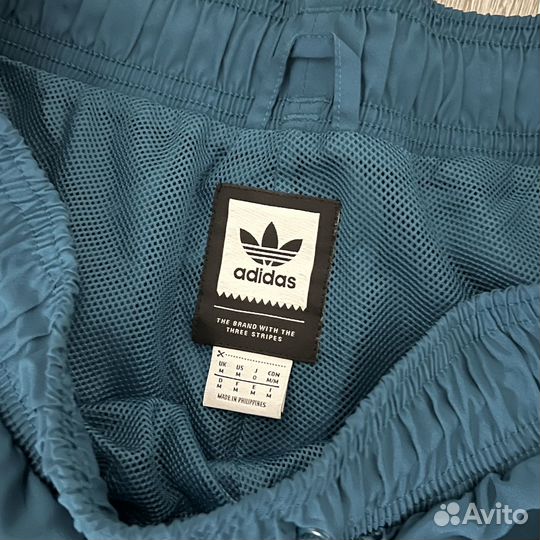 Спортивные штаны Adidas originals размер M