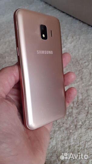 Смартфон Samsung Galaxy J2 core