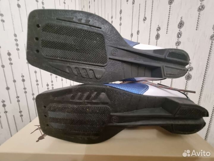 Беговые лыжи