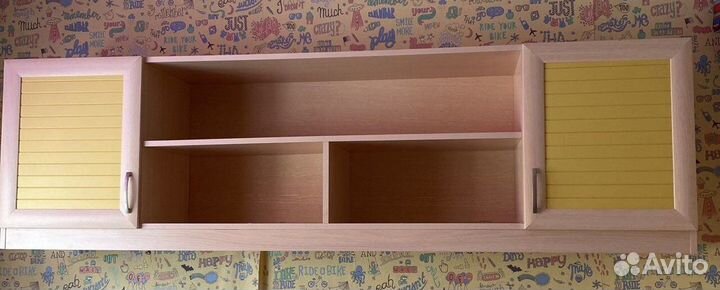 Полка настенная навесная