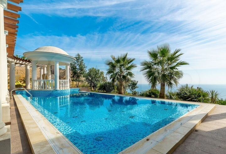 Дом 510 м² на участке 7 сот.