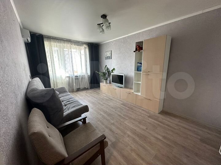 2-к. квартира, 50 м², 8/9 эт.