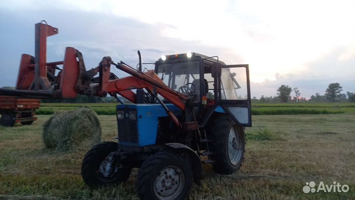 Сено луговое в тюках