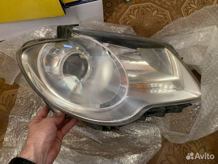 Продам фара правая volkswagen touran